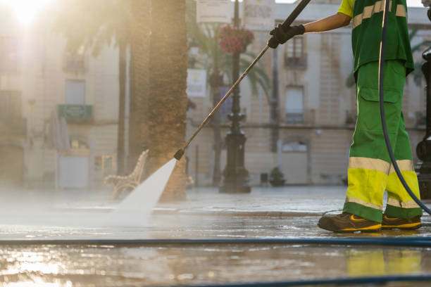 Best Gas Station Cleaning  in Mccullom Lake, IL